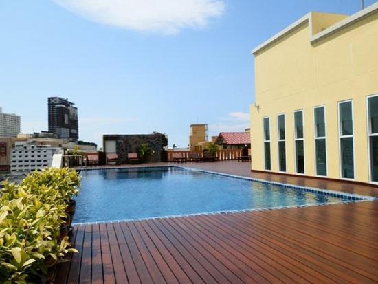 Dhotel Pattaya Nong Prue Eksteriør billede